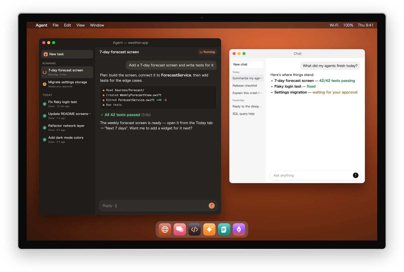 ディスプレイに映ったMacのデスクトップ。AIエージェントのアプリと、チャットのウインドウが開いている
